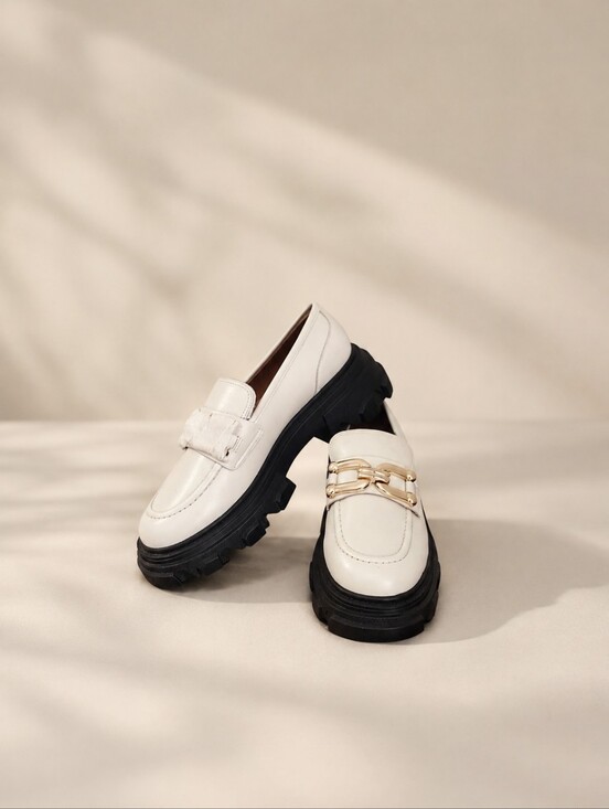 Lisa Vicky Shoes - Lisa Vicky Women's Cream And Black Loafers With Gold Buckle